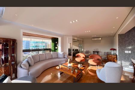 Apartamento à venda com 230m², 4 quartos e 4 vagas Apartamento à venda com 230m², 4 quartos e 4 vagasSala