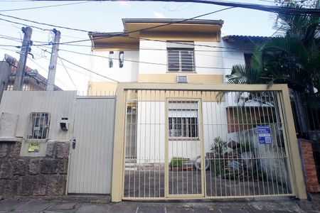 Casa à venda com 150m², 4 quartos e 1 vagaFachada
