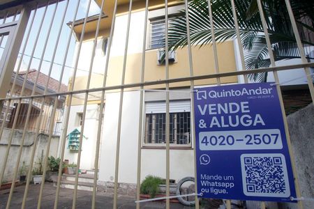 Casa à venda com 150m², 4 quartos e 1 vagaPlaquinha