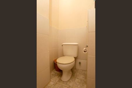 Casa à venda com 150m², 4 quartos e 1 vagaBanheiro Suíte 2