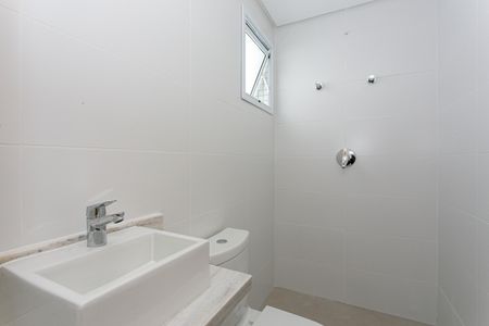 Apartamento à venda com 80m², 2 quartos e 2 vagasBanheiro da Suíte 2