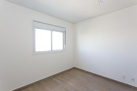Apartamento à venda com 80m², 2 quartos e 2 vagasSuíte 1