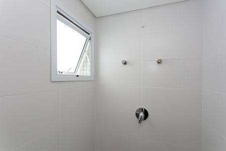 Apartamento à venda com 80m², 2 quartos e 2 vagasBanheiro da Suíte 2