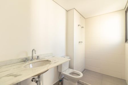Apartamento à venda com 140m², 3 quartos e 2 vagasBanheiro da Suíte 2
