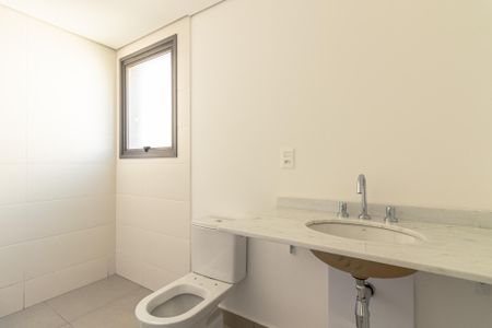 Apartamento à venda com 140m², 3 quartos e 2 vagasBanheiro da Suíte 3