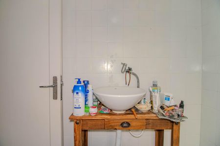 Apartamento à venda com 75m², 2 quartos e sem vaga Apartamento à venda com 75m², 2 quartos e sem vagaBanheiro