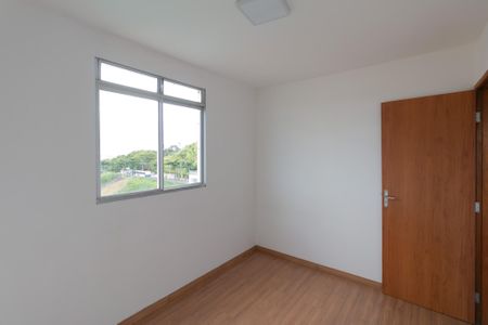 Apartamento à venda com 70m², 3 quartos e 1 vagaQuarto 2