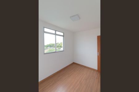 Apartamento à venda com 70m², 3 quartos e 1 vagaQuarto 2