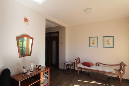 Casa de condomínio à venda com 158m², 3 quartos e 2 vagasSala