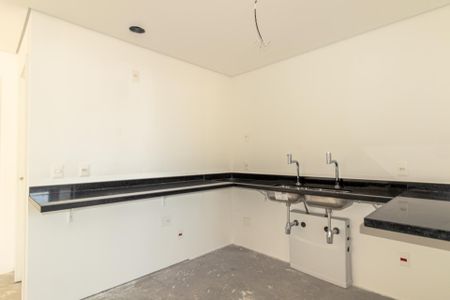 Apartamento à venda com 140m², 3 quartos e 2 vagasCozinha