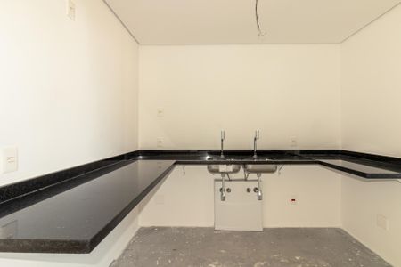 Apartamento à venda com 140m², 3 quartos e 2 vagasCozinha