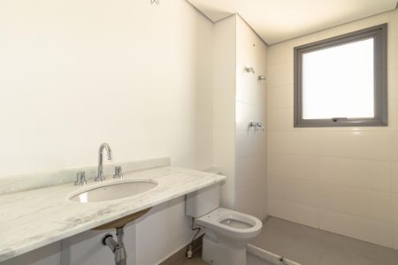 Apartamento à venda com 140m², 3 quartos e 2 vagasBanheiro da Suíte 1