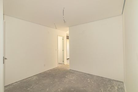 Apartamento à venda com 140m², 3 quartos e 2 vagasSuíte 1