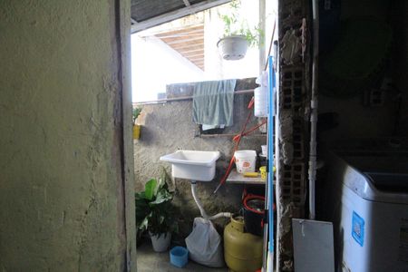 Casa à venda com 180m², 2 quartos e 1 vagaÁrea de serviço