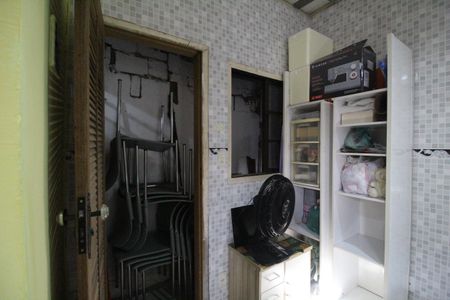 Casa à venda com 180m², 2 quartos e 1 vagaÁrea de serviço - Quarto