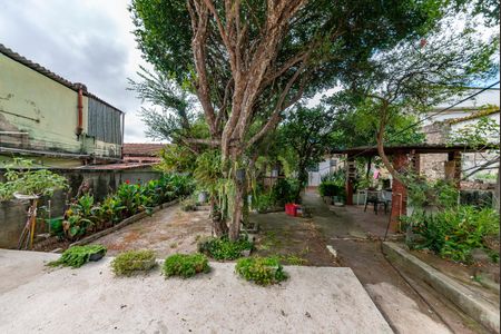 Casa à venda com 360m², 3 quartos e 4 vagasQuintal