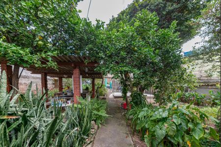 Casa à venda com 360m², 3 quartos e 4 vagasQuintal