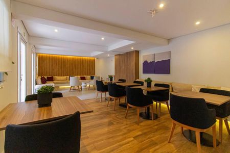 Apartamento para alugar com 30m², 1 quarto e sem vaga Apartamento para alugar com 30m², 1 quarto e sem vagaÁrea comum - Salão de festas