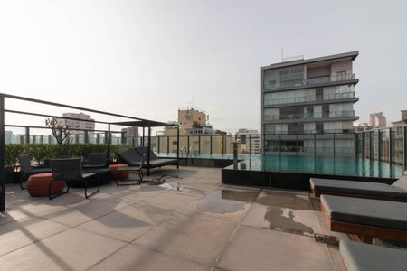 Apartamento à venda com 35m², 1 quarto e sem vaga Apartamento à venda com 35m², 1 quarto e sem vagaÁrea comum - Piscina