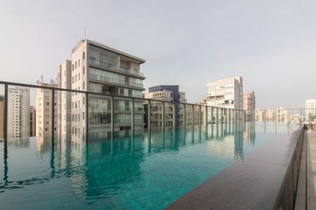 Apartamento à venda com 35m², 1 quarto e sem vaga Apartamento à venda com 35m², 1 quarto e sem vagaÁrea comum - Piscina