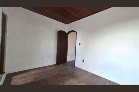 Casa para alugar com 180m², 3 quartos e 2 vagasSuíte