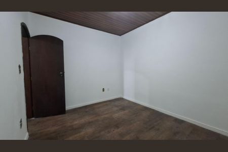 Casa para alugar com 180m², 3 quartos e 2 vagasQuarto 2