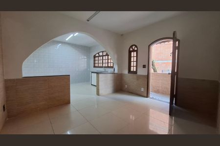 Casa para alugar com 180m², 3 quartos e 2 vagasCopa