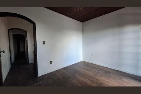 Casa para alugar com 180m², 3 quartos e 2 vagasSuíte