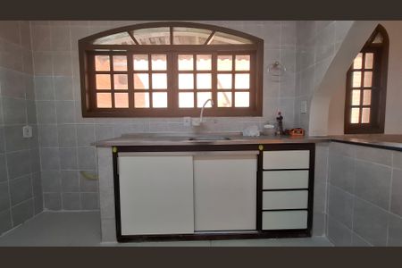 Casa para alugar com 180m², 3 quartos e 2 vagasCozinha