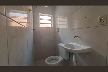 Casa para alugar com 180m², 3 quartos e 2 vagasEdícula - Banheiro