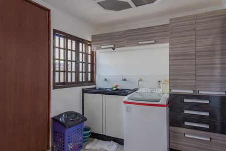 Casa para alugar com 200m², 2 quartos e 2 vagasÁrea de Serviço