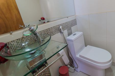 Casa para alugar com 200m², 2 quartos e 2 vagasLavabo