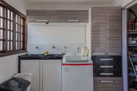 Casa para alugar com 200m², 2 quartos e 2 vagasÁrea de Serviço