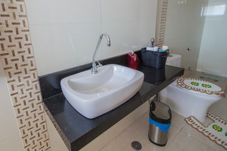 Casa para alugar com 200m², 2 quartos e 2 vagasBanheiro Suíte Principal