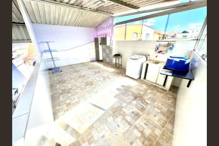 Casa à venda com 118m², 3 quartos e 2 vagas Casa à venda com 118m², 3 quartos e 2 vagasÁrea de Serviço