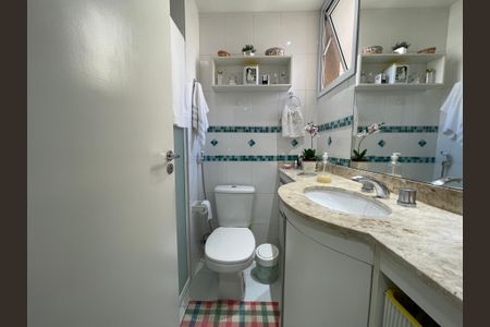 Apartamento à venda com 89m², 2 quartos e 2 vagasBanheiro Social