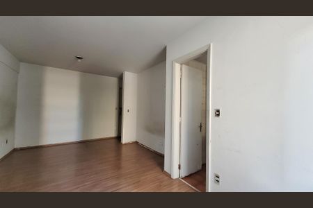 Apartamento à venda com 44m², 1 quarto e sem vaga Apartamento à venda com 44m², 1 quarto e sem vagaSala/Quarto