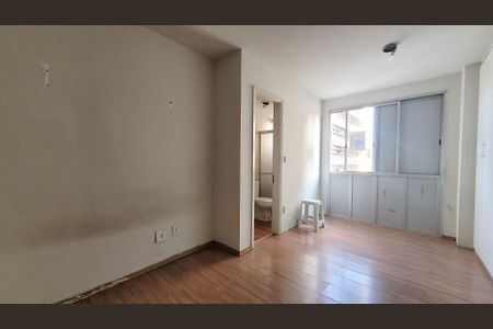 Apartamento à venda com 44m², 1 quarto e sem vaga Apartamento à venda com 44m², 1 quarto e sem vagaSala/Quarto