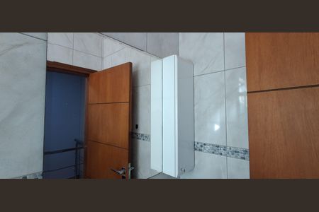 Casa à venda com 225m², 4 quartos e 2 vagas Casa à venda com 225m², 4 quartos e 2 vagasBanheiro Social