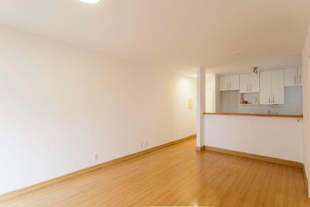 Apartamento à venda com 57m², 2 quartos e 1 vaga Apartamento à venda com 57m², 2 quartos e 1 vagaSala