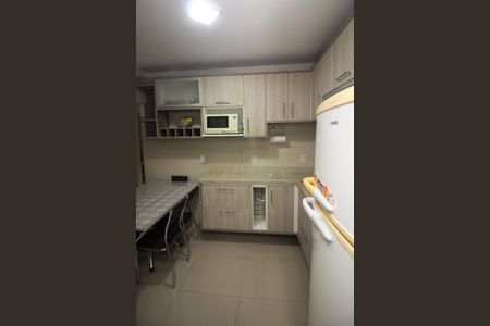 Apartamento à venda com 90m², 3 quartos e 2 vagasCozinha
