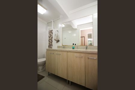 Apartamento à venda com 90m², 3 quartos e 2 vagasBanheiro Social