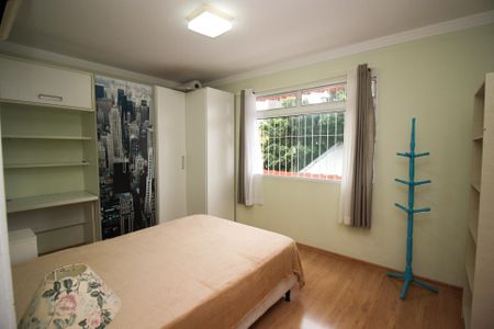 Apartamento à venda com 90m², 3 quartos e 2 vagasQuarto 2