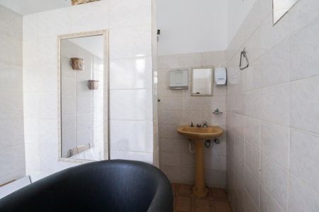 Casa à venda com 750m², 3 quartos e 9 vagasBanheiro de Serviço