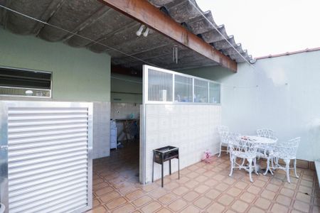Casa à venda com 750m², 3 quartos e 9 vagasVaranda