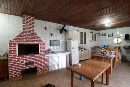 Casa à venda com 750m², 3 quartos e 9 vagasChurrasqueira