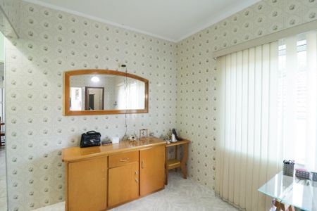 Casa à venda com 750m², 3 quartos e 9 vagasEscritório