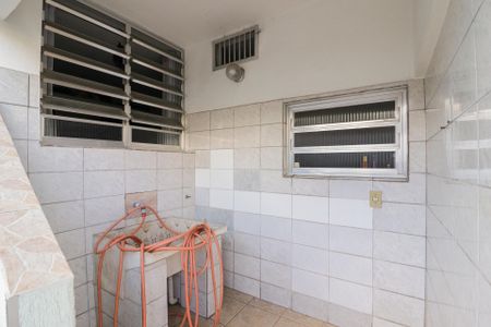 Casa à venda com 750m², 3 quartos e 9 vagasÁrea de Serviço