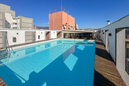 Apartamento à venda com 63m², 2 quartos e sem vagaÁrea comum - Piscina
