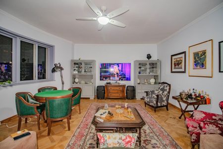 Apartamento à venda com 270m², 4 quartos e 1 vaga Apartamento à venda com 270m², 4 quartos e 1 vagaSala